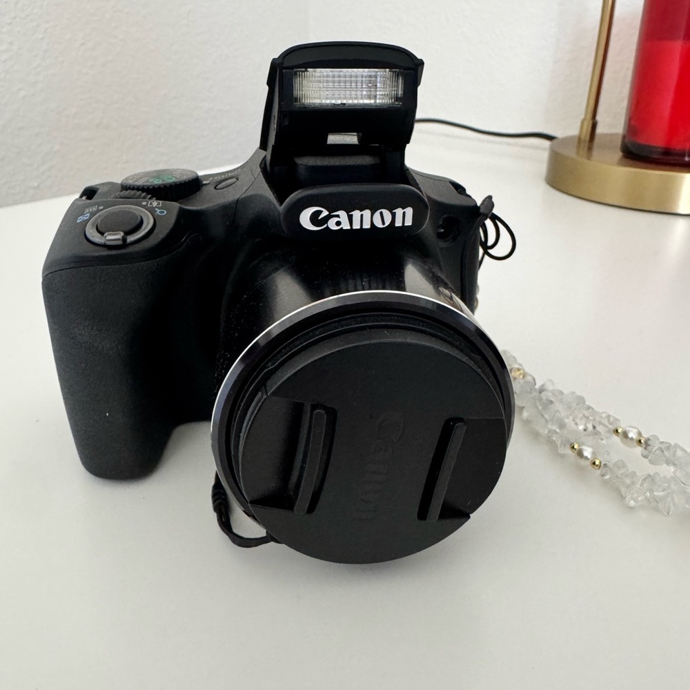 Canon Powershot SX530 HS - Picture 2 of 8